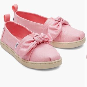 🆕 NIB TOMS Kids’ Alpargata Slip-On Sneaker